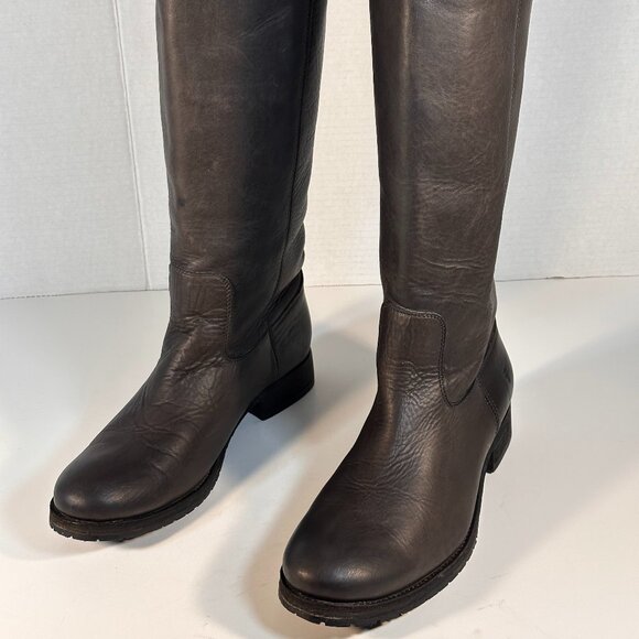 Ladies Frye Boots size 9.5B - Picture 1 of 16
